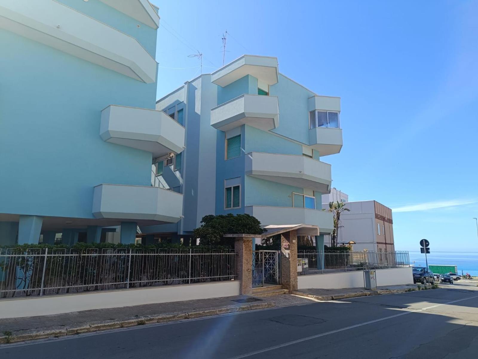 B&B Delfis II Gallipoli Bagian luar foto